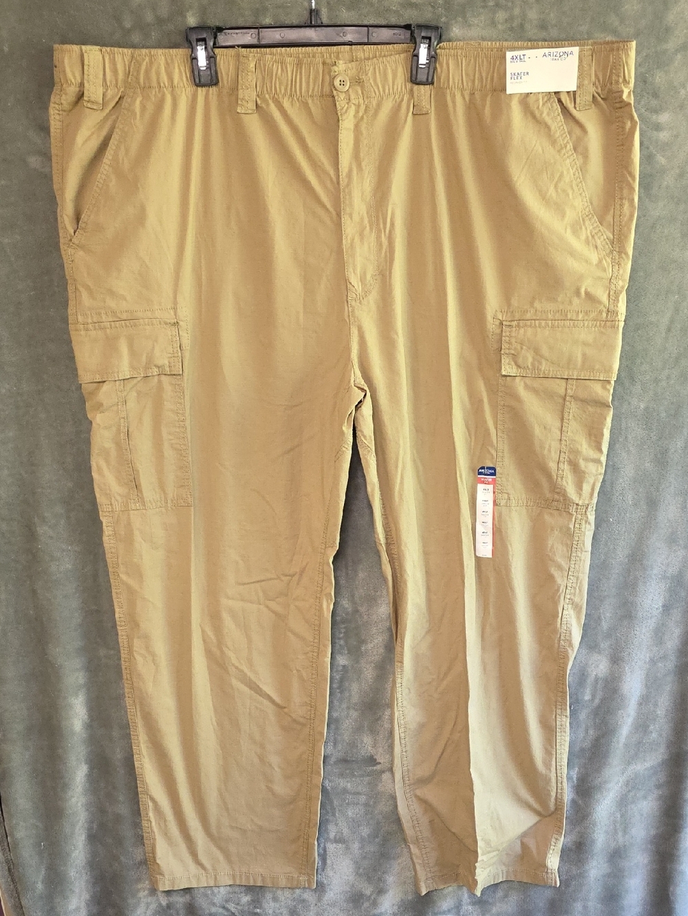 Arizona Jean Company Tan Cargo Pants. Size 4XLT